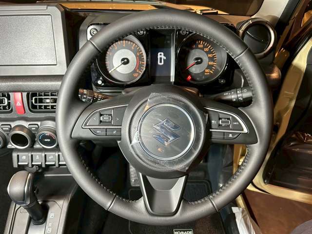 ★フロアマット★セーフティサポート★アダプティブクルーズコントロール★シートヒーター★ハイビームアシスト★革巻きステアリング★デュアルカメラブレーキサポート★アイドリングストップ★