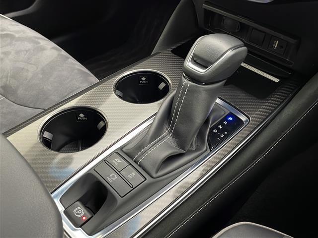 気になる車はお電話やメールで当店にお問い合わせください。なお、お電話での在庫の取り置きはできません。ご来場の際は、商談が重なる事が増えていますので事前に在庫有無をご確認くださいませ。