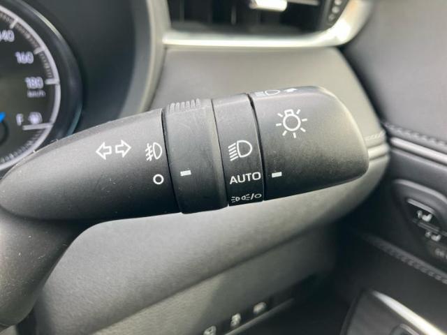 こちらのお車はいかがでしょうか？少しでも気になっていただけましたら是非お問い合わせください！さらにお車の詳細をお送りいたします！