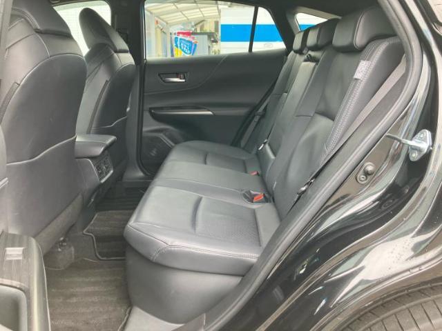 WECARSでは各商談席に大型モニターをご用意しております！見やすい大画面でゆったりと全国の在庫をご覧いただけます！是非ご来店お待ちしております！