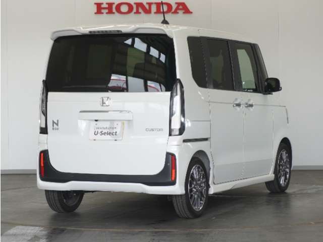 ◆障害物センサー◆車庫入れの時などに近くに障害物がある場合、障害物までの距離を音で知らせてくれます。