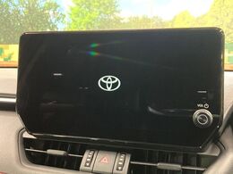 【10.5インチ　ディスプレイオーディオ】大画面のディスプレイはAppleCarPlayやAndroidAutoが利用可能。大きな画面でスマホナビアプリ等が利用いただけます♪