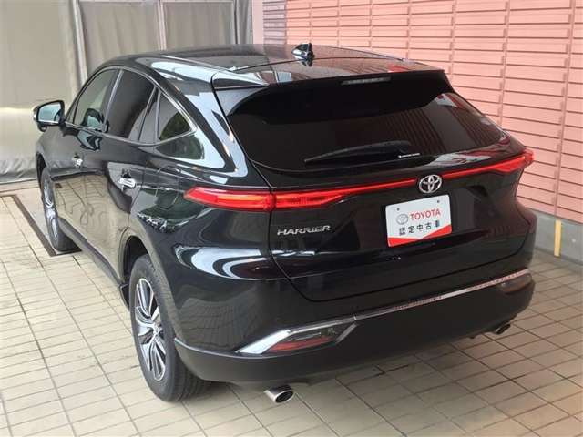 他にも画像がございますので、是非ご覧いただければと思います。より詳しくお車をご覧いただけます。