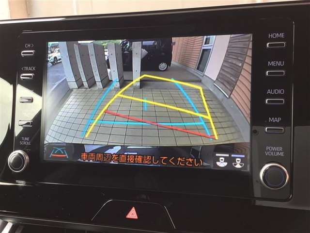 バックモニタ-も装備しております。車庫入れの苦手なお客様、もうご心配いりません。重宝してくれると思います。