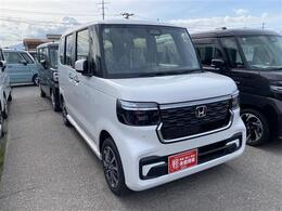 軽の看板が目印です！届出済 未使用車をお探しの方はこちらの看板を目印にお越しください。※似たような看板のお店がございますのでお間違えのないようご注意ください。