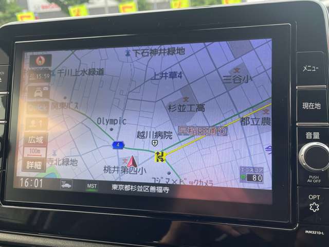 タッチパネルで簡単操作日産オリジナルメモリーナビ