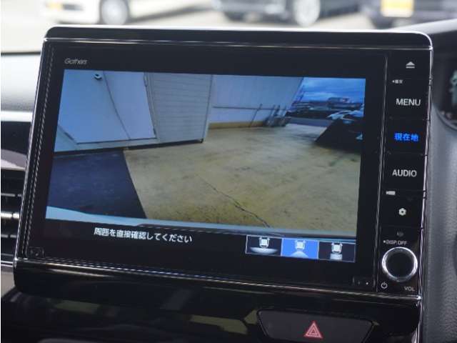 ◆バックカメラ◆リバースにするだけで映ります、後方の安全確認や、狭い駐車場での車庫入れ、雨の日や夜間など視界の悪い時に便利です！安全にバックする為には欠かせない装備です。