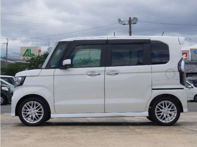 ◆法定整備実施◆Honda認定中古車の整備基準にもとづく整備を実施いたします。法定点検の整備に加え、Honda独自のプラスアルファー点検整備を実施。基準を満たしていない消耗部品を交換いたします。