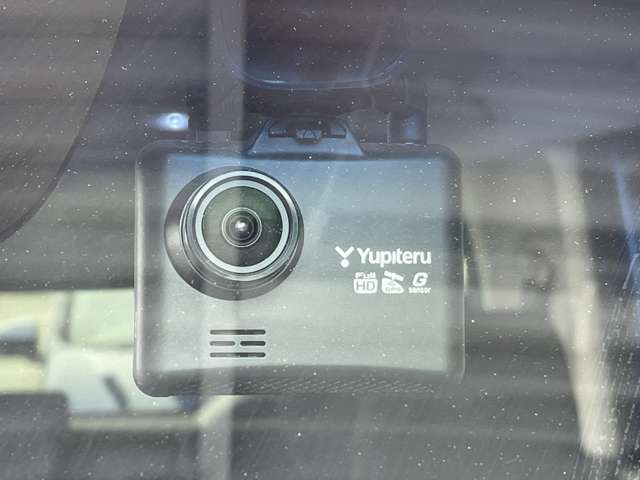 ◆【ドライブレコーダー】映像・音声などの運転中の記録を残します。事故などを起こした起こされた時の証拠になりえますので、もしも時でも安心ですね。