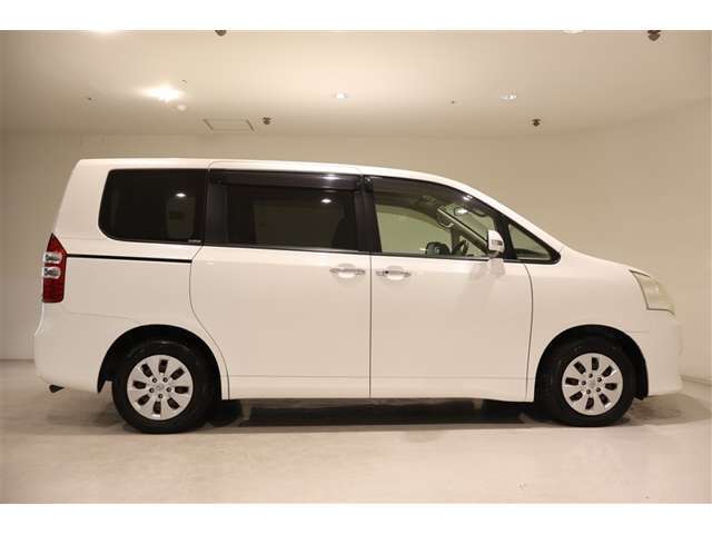 ■ロングラン保証■1年間走行距離無制限の【ロングラン保証】が付いています。全国約5,000ヶ所のトヨタのお店で保証修理を受けることができます。お出かけ先でも安心です。選べる延長保証もご用意しています。