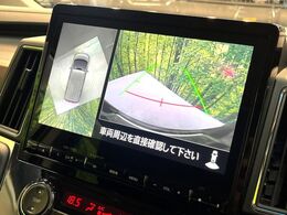 【アラウンドビューモニター】専用のカメラにより、上から見下ろしたような視点で360度クルマの周囲を確認することができます☆死角部分も確認しやすく、狭い場所での切り返しや駐車もスムーズに行えます。