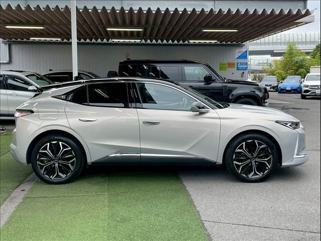 GOOD　SPEED自慢のスーパーガラスコーティングは見違えるほどの輝きを放ち、納車後のメンテナンスも楽々！折角購入頂く新しい車。コーティング施工なしなんて勿体無いですよ！