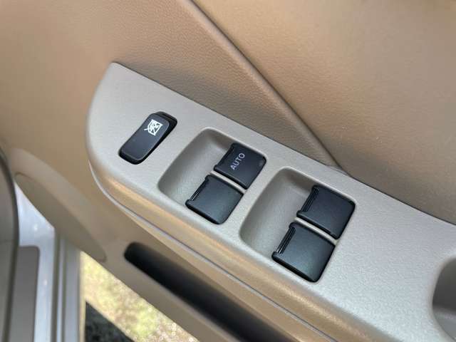 全席パワーウィンドウ車！