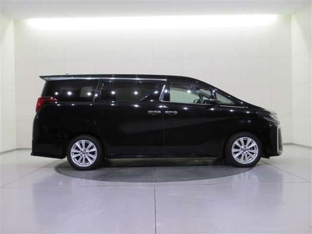 60項目5000部品が対象のトヨタディーラーの保証だからこその安心。1年間走行距離無制限のロングラン保証付き！