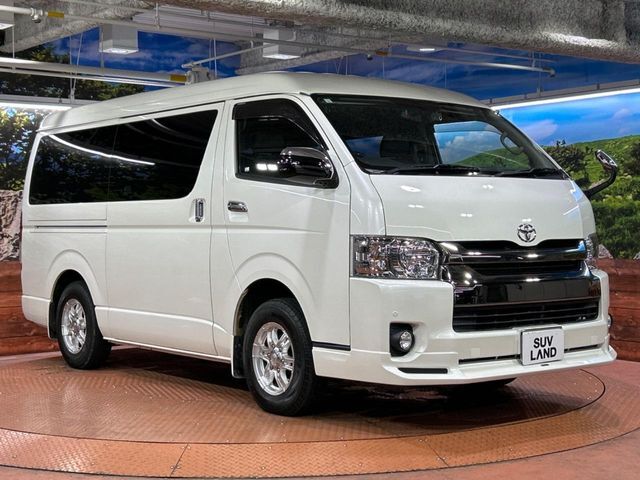 大好評のボディコーティング「弾スプラッシュコート」もご納車までに施工可能。通常のガラスコートと異なる、耐久年数6年の無機質ガラスコーティングが、ボディをキレイな状態に保ってくれます。