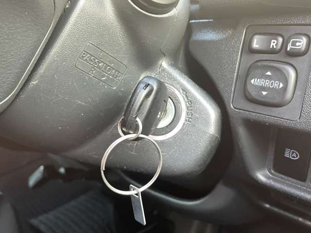 店舗にて現車の確認もいただけますので、お電話で在庫のご確認の上是非ご来店くださいませ！！店舗直通電話 0532-69-5171