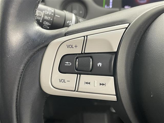 【運転席操作部】快適なドライブを楽しむための機能が装備されています！運転席から触れるので、使いやすいです！除菌プランいれていただくと、さらに清潔で安心していただけます！