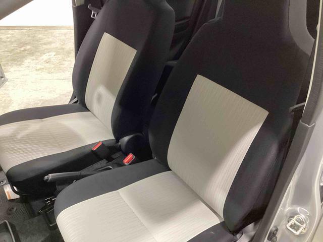 運転席・助手席全体像です