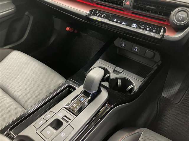 電気式シフトです