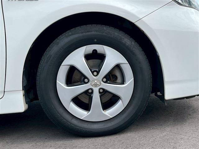 ☆ホイール☆ホイールを変更するだけでもお車の見え方が変わります！お車のカスタムも当店におまかせください！