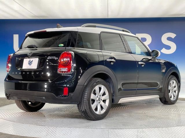 ●無料付帯の保証の他、安心の最長3年・走行無制限保証（有償）をご用意。輸入車を安心してお楽しみいただける様、保証内容も充実はもちろん、無料点検＆オイル交換やロードサービスも付帯しております。