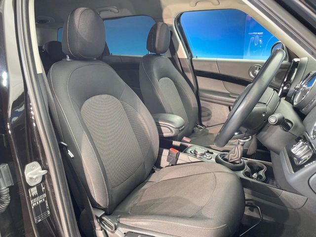 ●シートの使用感：破れ・へたりも少なく、ご覧の通りきれいな状態を維持しております。また、室内クリーニング・コーティングもご用命いただけます。