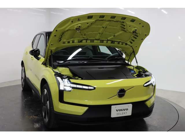 厳選した認定中古車を多数在庫しております！きっとお気に入りになる事間違いないです！ボルボ・カー千里　〒565-0862 大阪府吹田市津雲台7-1-18　TEL：06-6871-6511