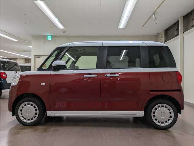 アフターサービスも安心！！ 自社整備工場・自社鈑金工場・積載車を完備しておりますので、お客様のご購入後も手厚くサポートいたします！！