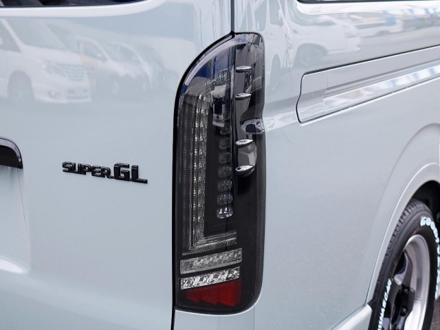 テールランプはオリジナルプレステージテールランプをチョイス♪