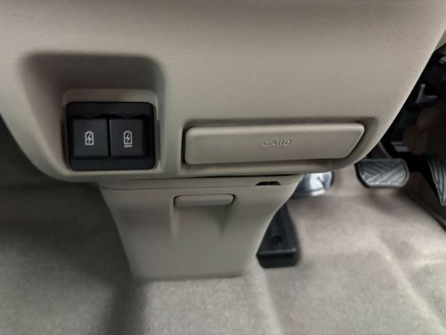 車により燃費、装備、価格、デザインは異なるもの。どれを選べば良いの？お任せ下さい！見比べ、乗比べ、専門店の知識があります！