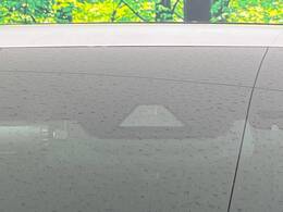 【トヨタセーフティセンス】走行中に前方の車両等を認識し、衝突しそうな時は警報とブレーキで衝突回避と被害軽減をアシスト。より安全にドライブをお楽しみいただけます。