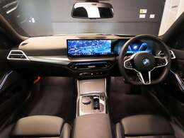 先進的なドライバー・オリエンテッドのインテリア・デザイン