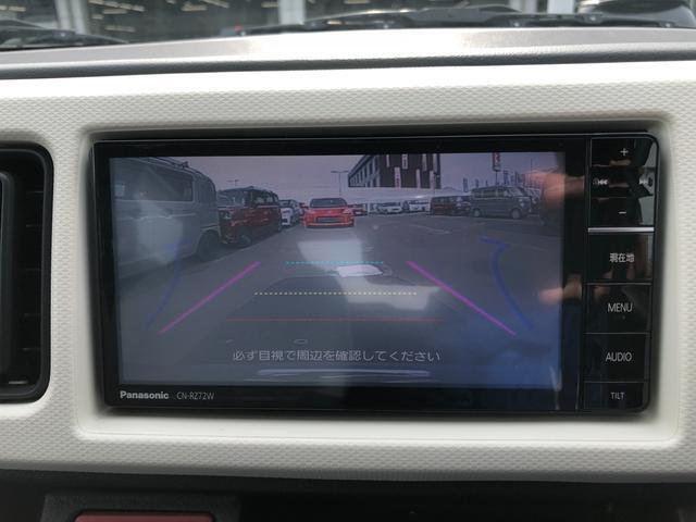 バックカメラが車庫入れをサポート☆