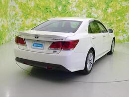 全国に店舗を展開しているのでどこでもお取り寄せが可能です！この車が気になるけど遠方だから・・・と諦める必要はありません！※別途陸送費が必要です。