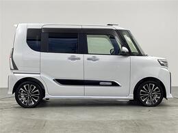 【右】『外装：右側』の画像になります。写真の内容に関してご不明点、ご質問等がございましたらお気軽にガリバー店舗までお問い合わせください。