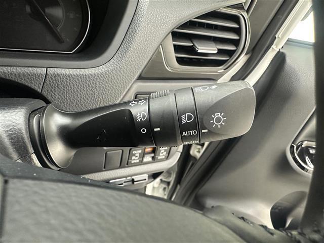【運転席操作部】快適なドライブを楽しむための機能が装備されています！運転席から触れるので、使いやすいです！除菌プランいれていただくと、さらに清潔で安心していただけます！