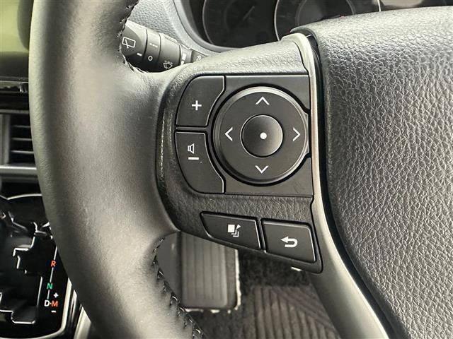 【運転席操作部】快適なドライブを楽しむための機能が装備されています！運転席から触れるので、使いやすいです！除菌プランいれていただくと、さらに清潔で安心していただけます！