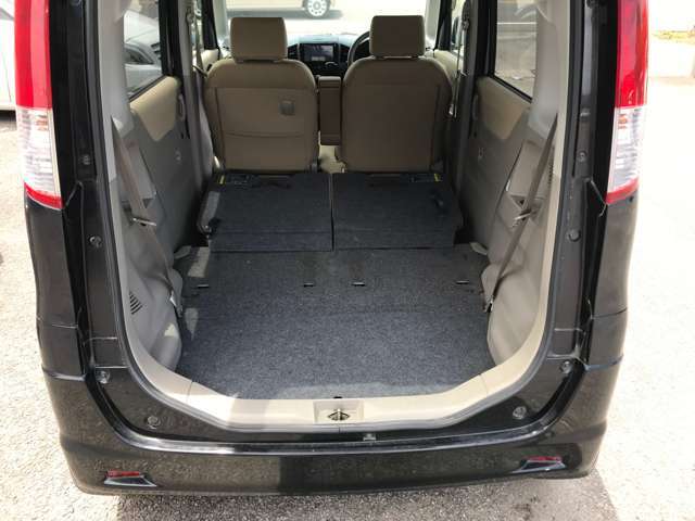 年式相応ですが、納車時にはできる限りキレイに納車させていただきます。どうしても気になるところ等ありましたら、低価格にてお直しいたしますので、何なりとお申し付けください。