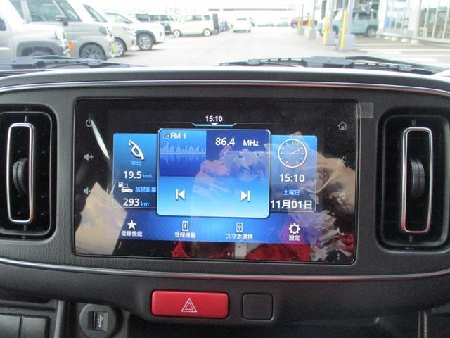 ナビやTV機能は有りませんがAppleCarPlayでスマホ連携も可能です。