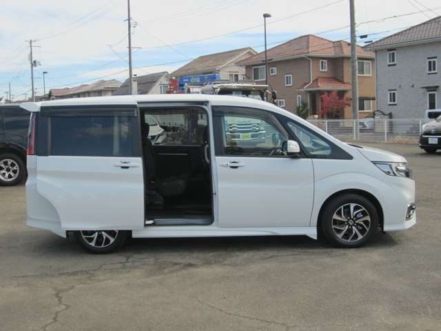 きちんとメンテナンスされたお車です。安心して長くお乗り頂けます。全車、安心の保証付き販売。2年間ロング保証などもございますのでスタッフまでお声がけください