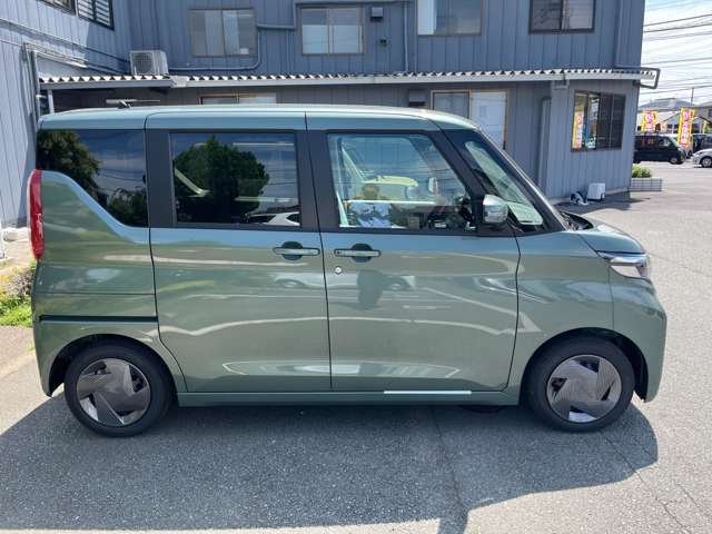 【当社は、ご購入後のお付き合いを大切に致します】　お車に関しては全てお任せ頂ける整備工場、設備を完備しております。些細なことでもお気軽にご連絡下さい。