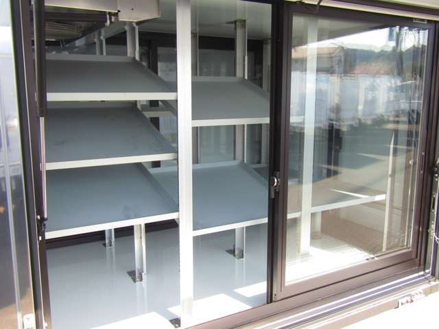 当社は創業当初より積載車の累計販売台数が2000台以上の実績があります！