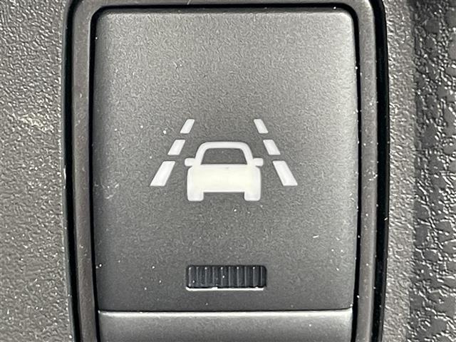 安心の全車保証付き！（※部分保証、国産車は納車後3ヶ月、輸入車は納車後1ヶ月の保証期間となります）。その他長期保証(有償)もご用意しております！※長期保証を付帯できる車両には条件がございます。