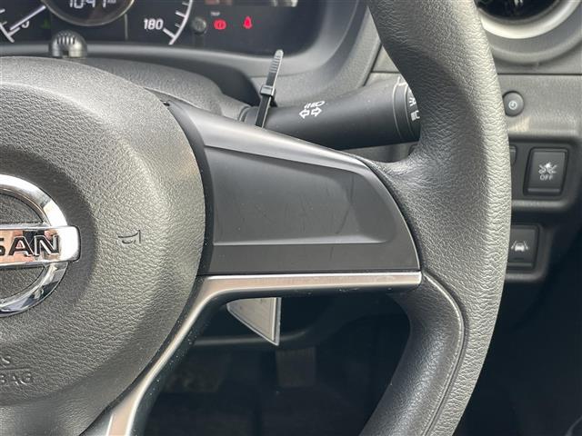 気になる車はすぐにお問い合わせください！画面右側の0066から始まる無料ダイヤルからお問い合わせ下さい！専門スタッフがお車のご質問にお答えいたします！