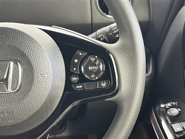 【運転席操作部】快適なドライブを楽しむための機能が装備されています！運転席から触れるので、使いやすいです！除菌プランいれていただくと、さらに清潔で安心していただけます！