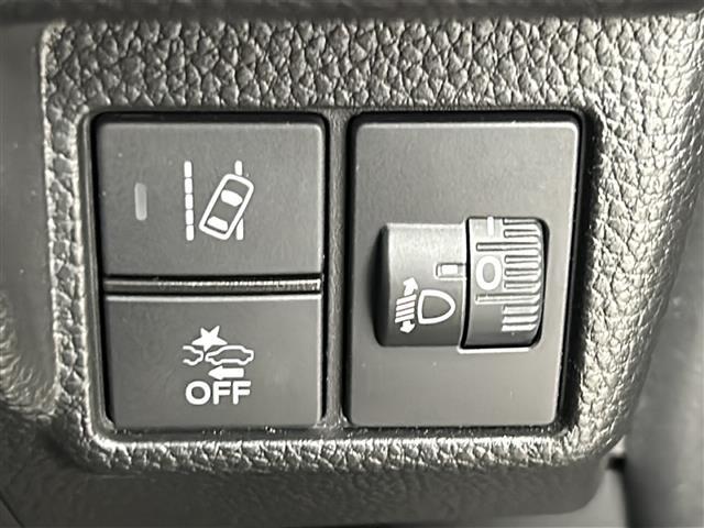 【運転席操作部】快適なドライブを楽しむための機能が装備されています！運転席から触れるので、使いやすいです！除菌プランいれていただくと、さらに清潔で安心していただけます！