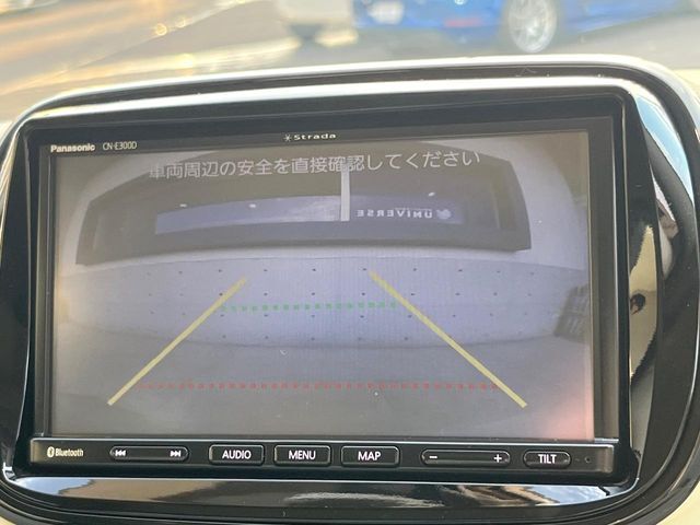 ●バックカメラ：便利な【バックカメラ】で安全確認もできます。駐車が苦手な方にもオススメな便利機能です。