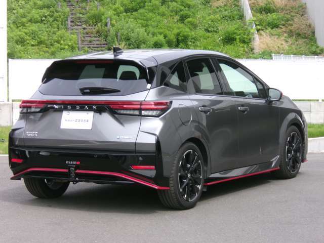 新車各店舗で下取りさせて頂いた良質なおクルマや、当社の試乗車だったおクルマなどを多数ご用意