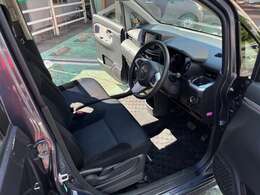 最長2年間・走行距離無制限の保証プラン！カーライフにあわせて豊富なプランをお選び下さい！遠方のお客様にはお近くのディーラー様でご対応可能！車検はもちろん、自動車保険、板金塗装、なんでもお任せ下さい！