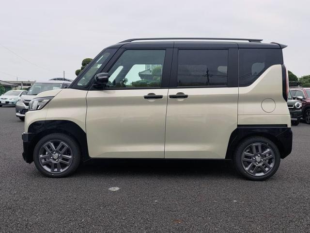 スライドドアで乗り降り楽々！